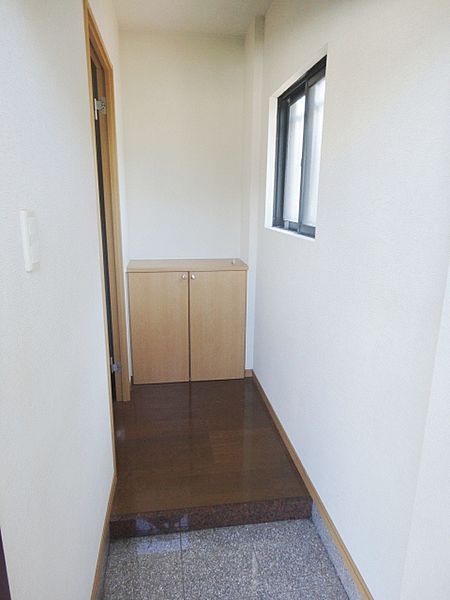 玄関　落ち着いた玄関です