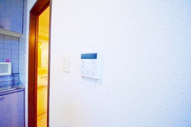 その他設備　給湯機
