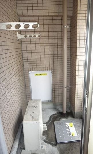 バルコニー　★洗濯物を干すスペース充分に取れます★