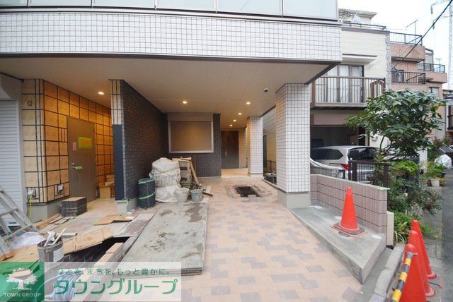 エントランス　エントランス