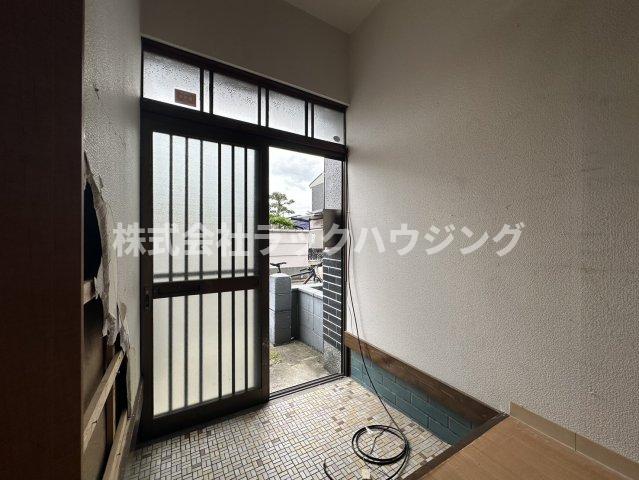 玄関　【お部屋さがしはラックハウジングにお問合せ下さいませ♪】