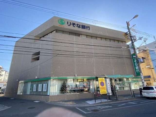 銀行　りそな銀行 鶴橋支店（銀行）まで244m
