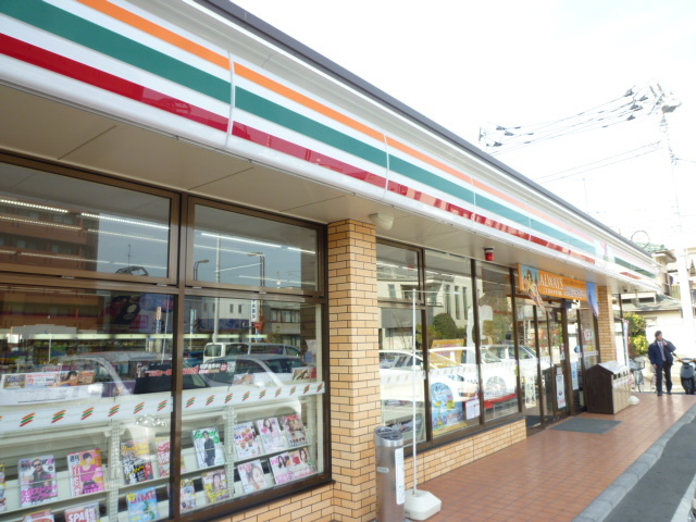 コンビニ　セブンイレブン　　大和中央６丁目店（コンビニ）まで110m