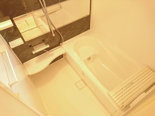 バス・シャワールーム　※別部屋写真