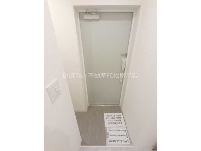 玄関　玄関