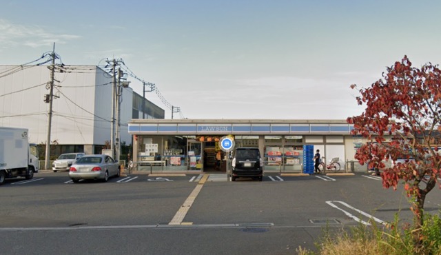 コンビニ　ローソンさいたま西区役所前店（コンビニ）まで612m