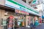 コンビニ　ファミリーマート杉並和泉店（コンビニ）まで370m