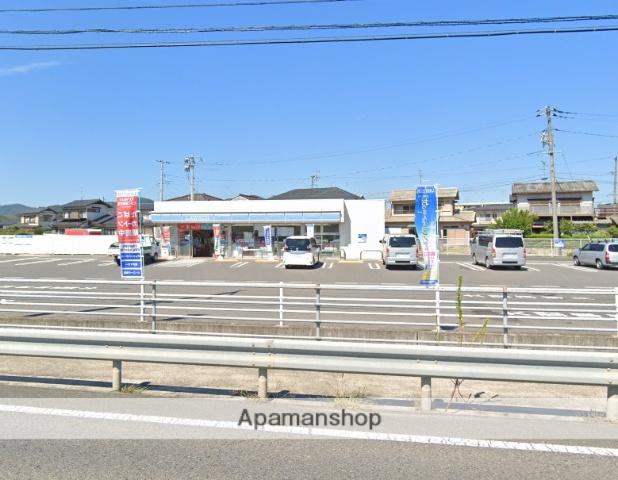 コンビニ　ローソン南古都店（コンビニ）まで817m
