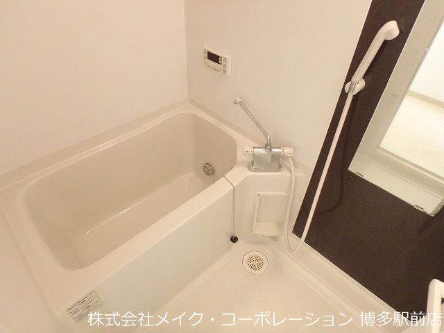 バス・シャワールーム　※退去予定のため別号室写真※