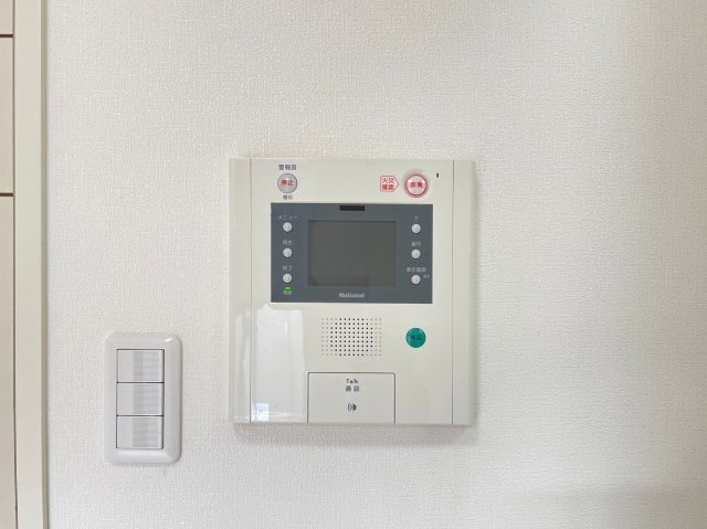 セキュリティ　モニター付インターホン