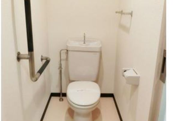 トイレ　清潔感のあるトイレです