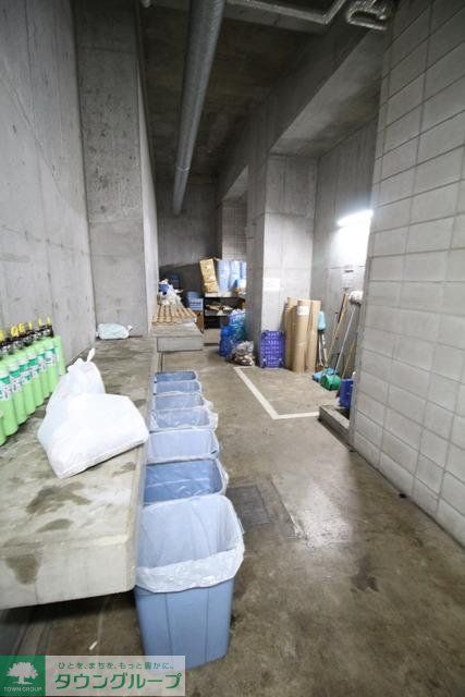 その他共有部分　☆ゴミ置き場☆