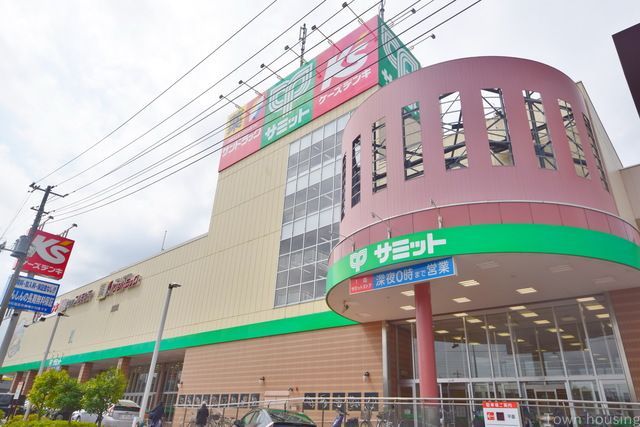 コンビニ　サミットストア東寺方店（コンビニ）まで570m