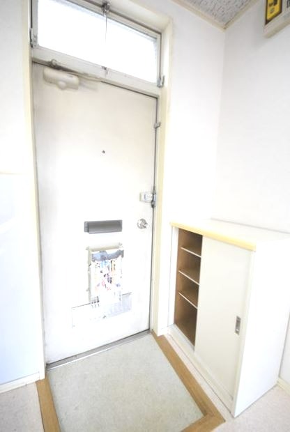 玄関　※同タイプ別部屋参照現況