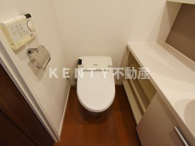 トイレ　ゆったりとした空間のトイレです
