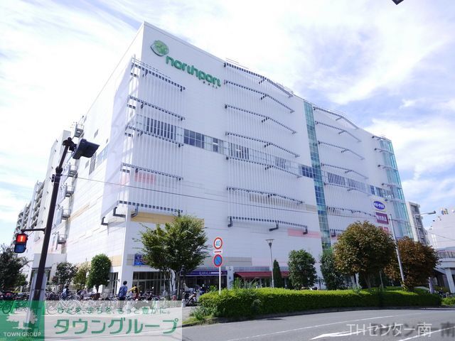 ショッピングセンター　港北ノースポートモール（ショッピングセンター）まで2060m