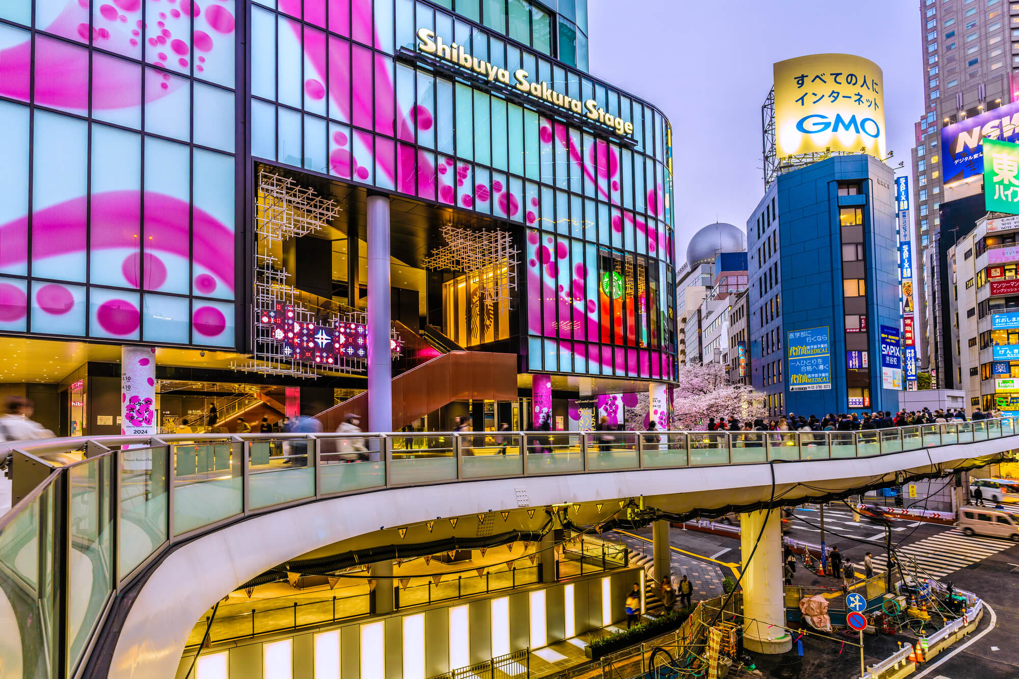 ショッピングセンター　Shibuya　Sakura　Stage（ショッピングセンター）まで317m