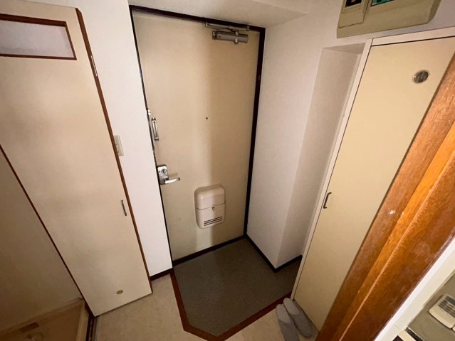 玄関　グリーンハイツ東桜