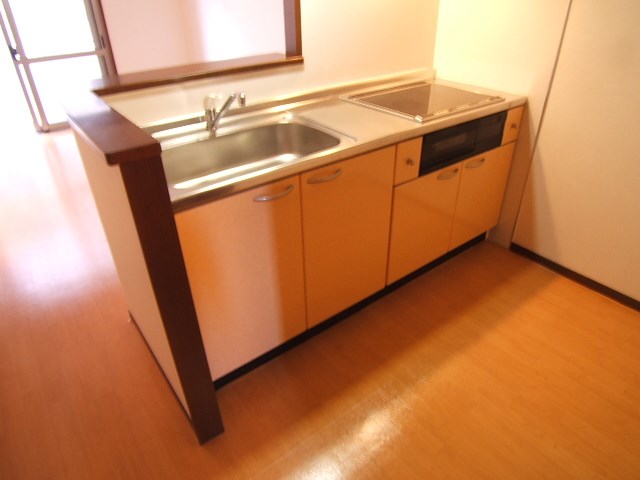 キッチン　写真は同型タイプ