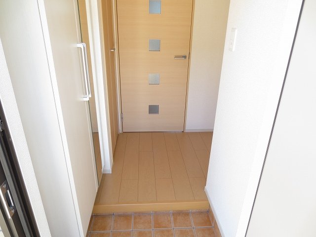 玄関　明るい玄関です