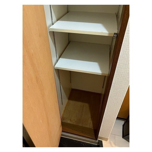 玄関　シューズボックス