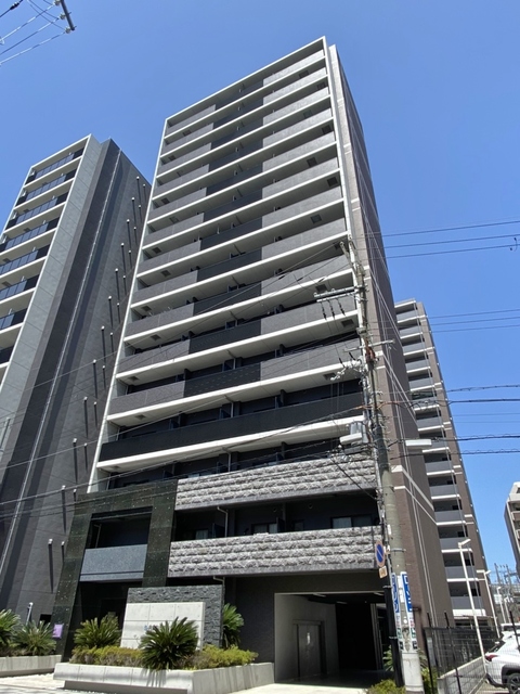 建物外観　新大阪駅東口徒歩３分！