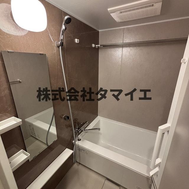 バス・シャワールーム　※写真は同タイプ住戸です。