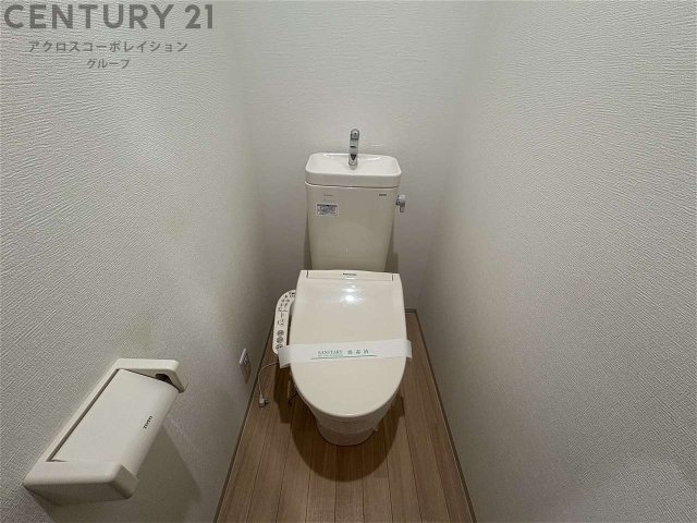 トイレ　温水洗浄便座付きでおすすめです！