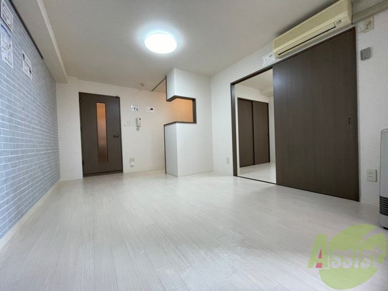 居室・リビング　広くてキレイなお部屋が広がっていて、充実した生活が送れそう。