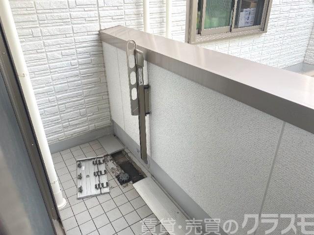バルコニー　朝日が差し込む東向きバルコニー♪