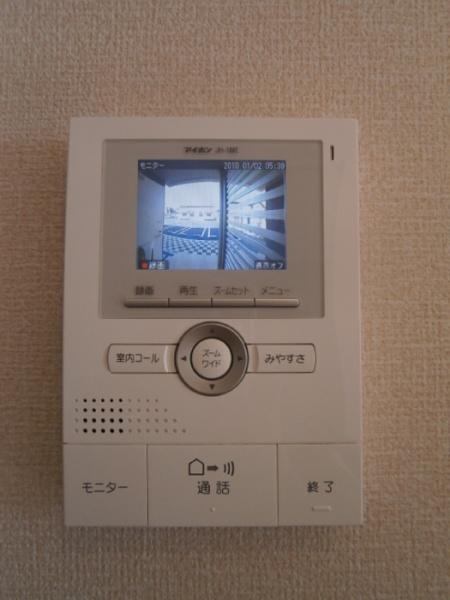 セキュリティ　モニター付きインターホン