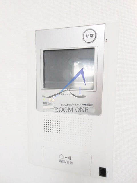 セキュリティ　モニター付きインターホンです。