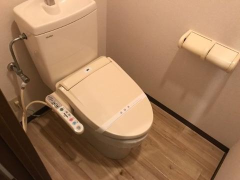 トイレ　トイレ