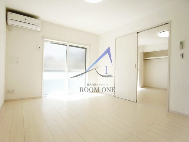 居室・リビング　洋室のお部屋です。