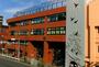 小学校　台東区立根岸小学校（小学校）まで190m