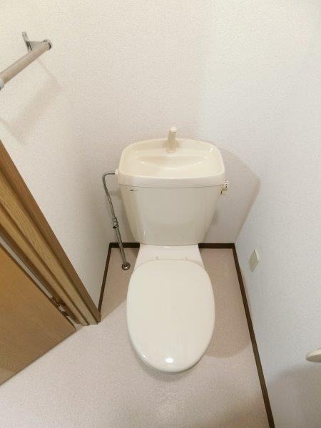 トイレ　図面と現状に相違がある場合には現状を優先