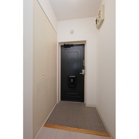 仲町台JNマンションの玄関写真
