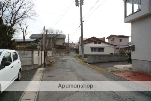 その他　前面道路（その他）まで0m