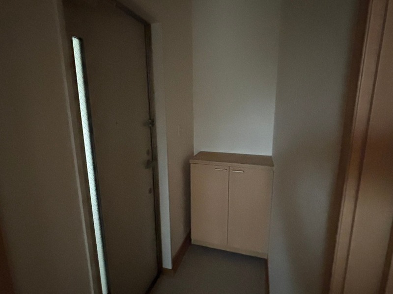 玄関　反転部屋参照