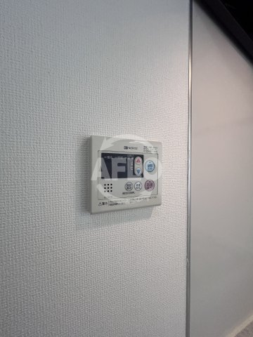 キッチン　スワンズ大阪アクシオン　給湯器