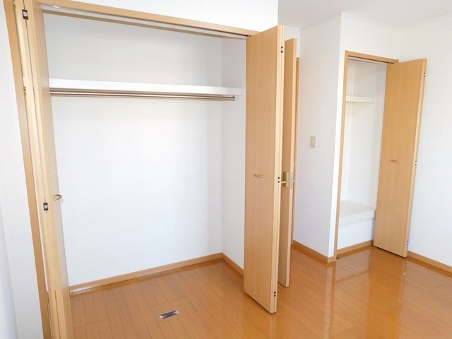 収納　図面と現状に相違がある場合には現状を優先