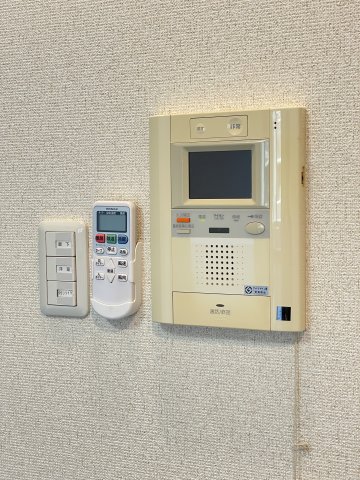 セキュリティ　2005年竣工　分譲マンション：モニタ