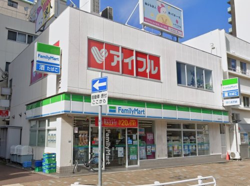 コンビニ　ファミリーマート 高速神戸店（コンビニ）まで191m
