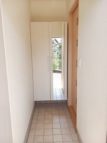玄関　明るい玄関です