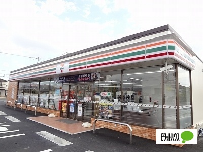 コンビニ　セブンイレブン藍住インター店（コンビニ）まで712m