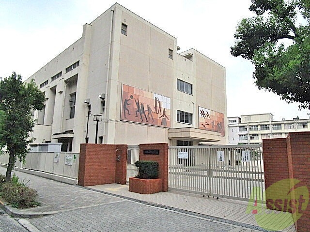 小学校　大阪市立西中島小学校（小学校）まで681m