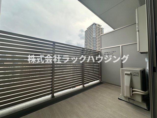 バルコニー　別階・別部屋写真使用