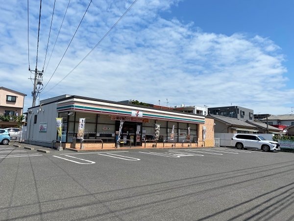 コンビニ　セブンイレブン 鹿児島薬師堂店（コンビニ）まで710m