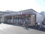 コンビニ　セブン-イレブン足立神明１丁目店（コンビニ）まで691m