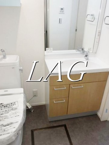 洗面設備　独立洗面台です。